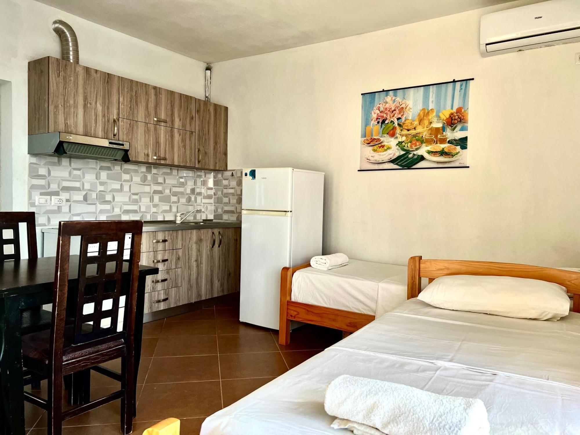 סרנדה Redi'S Seaview Apartments מראה חיצוני תמונה