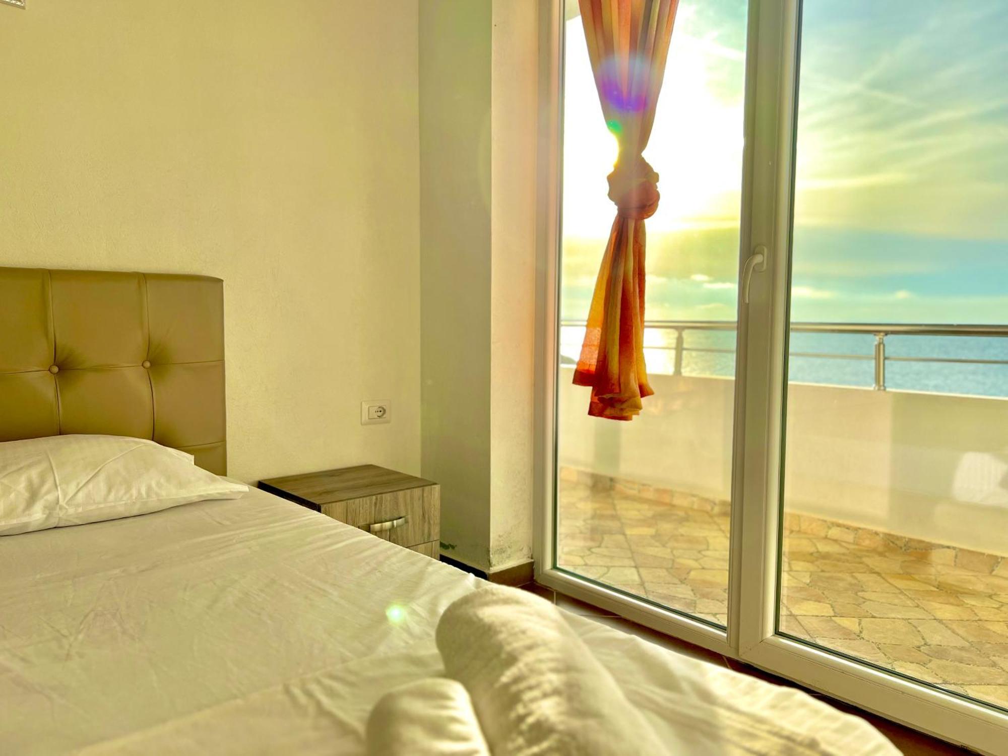 סרנדה Redi'S Seaview Apartments מראה חיצוני תמונה