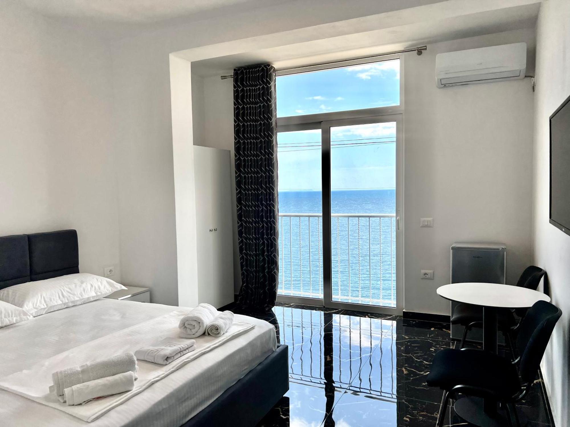 סרנדה Redi'S Seaview Apartments מראה חיצוני תמונה