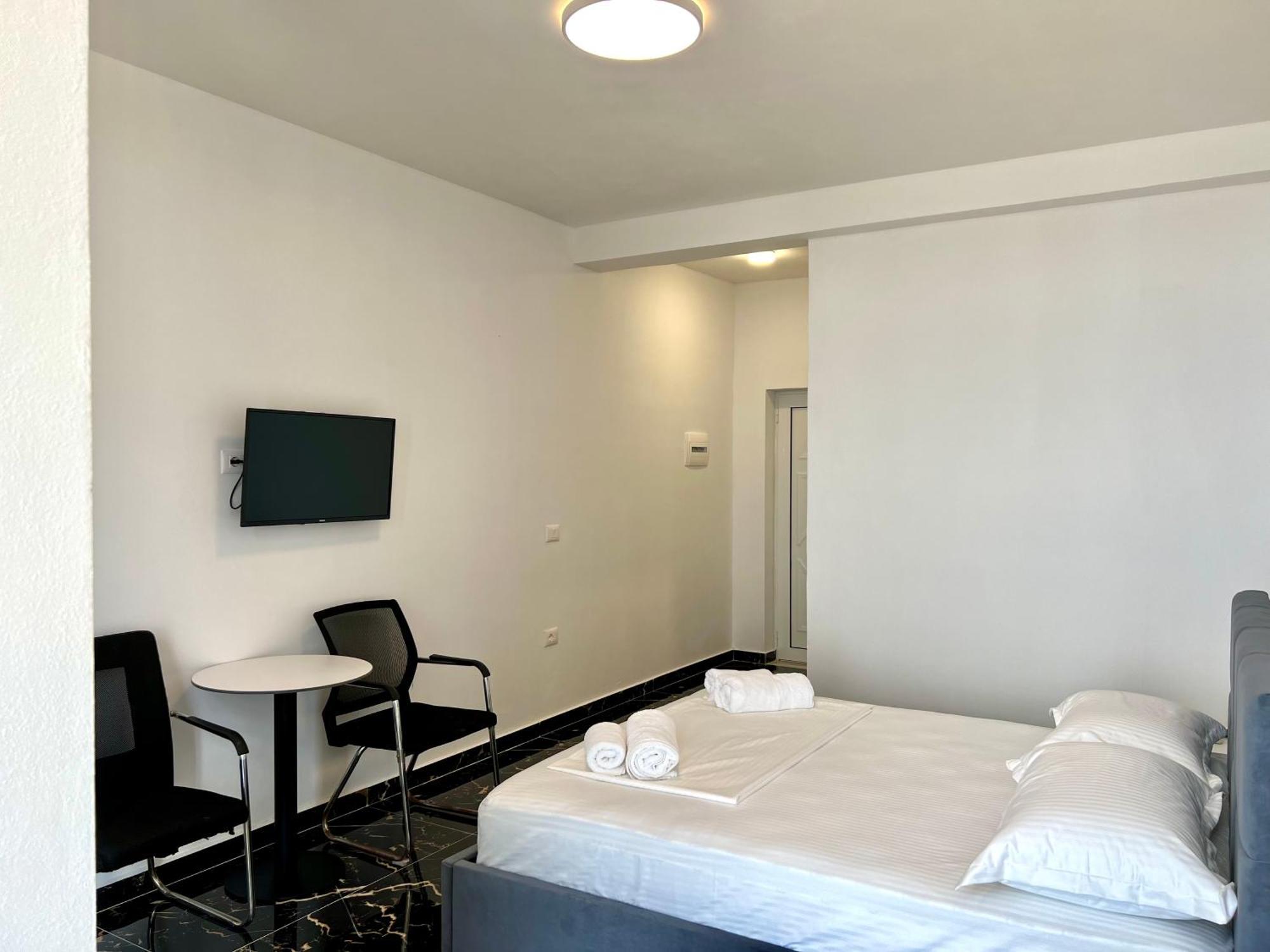סרנדה Redi'S Seaview Apartments מראה חיצוני תמונה