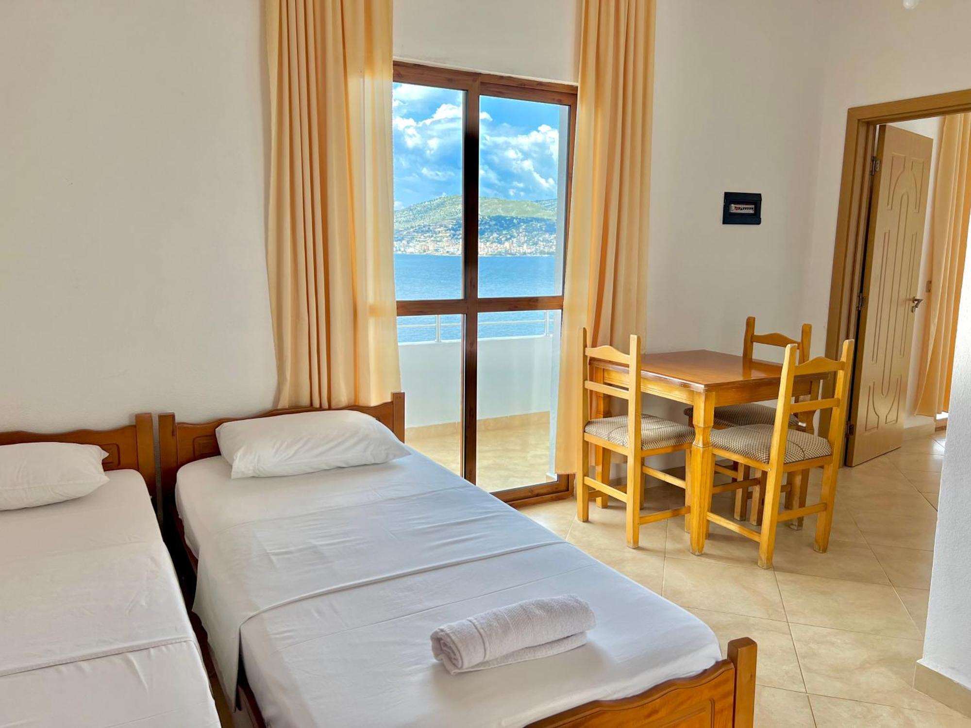 סרנדה Redi'S Seaview Apartments מראה חיצוני תמונה