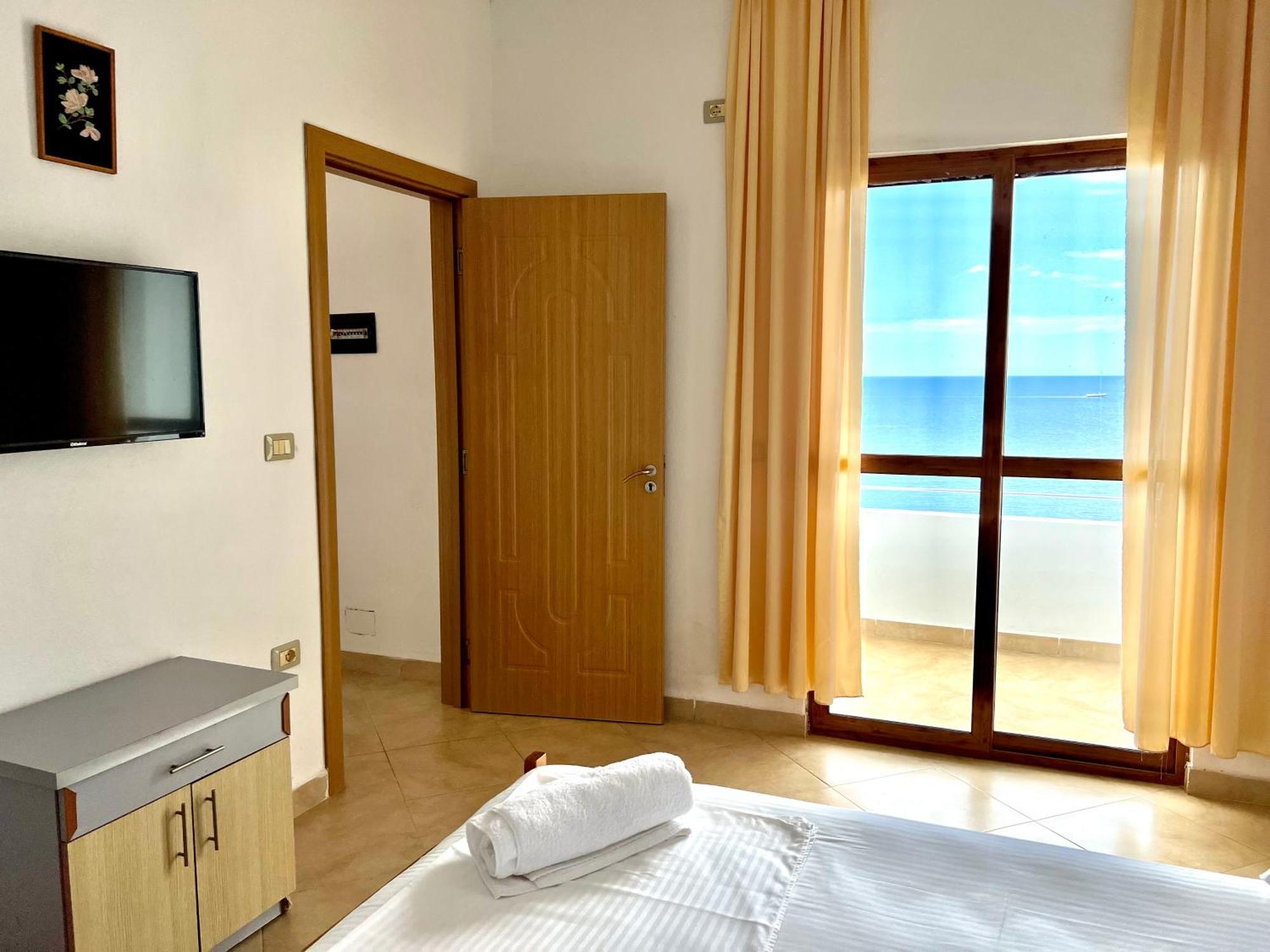 סרנדה Redi'S Seaview Apartments מראה חיצוני תמונה