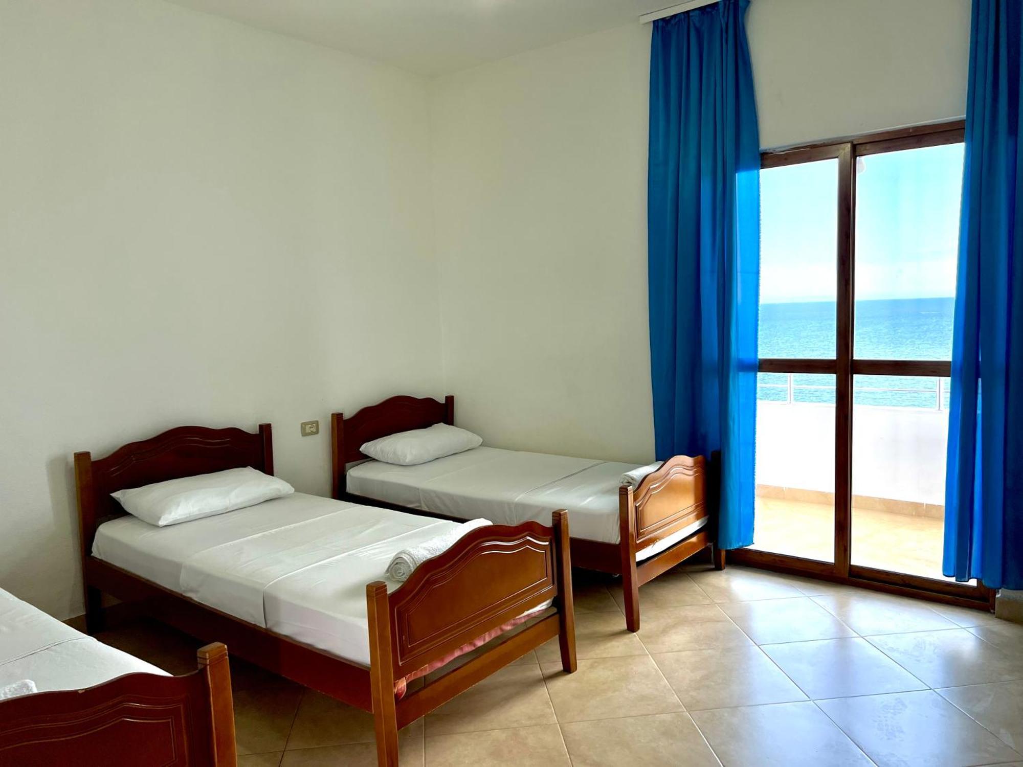 סרנדה Redi'S Seaview Apartments מראה חיצוני תמונה